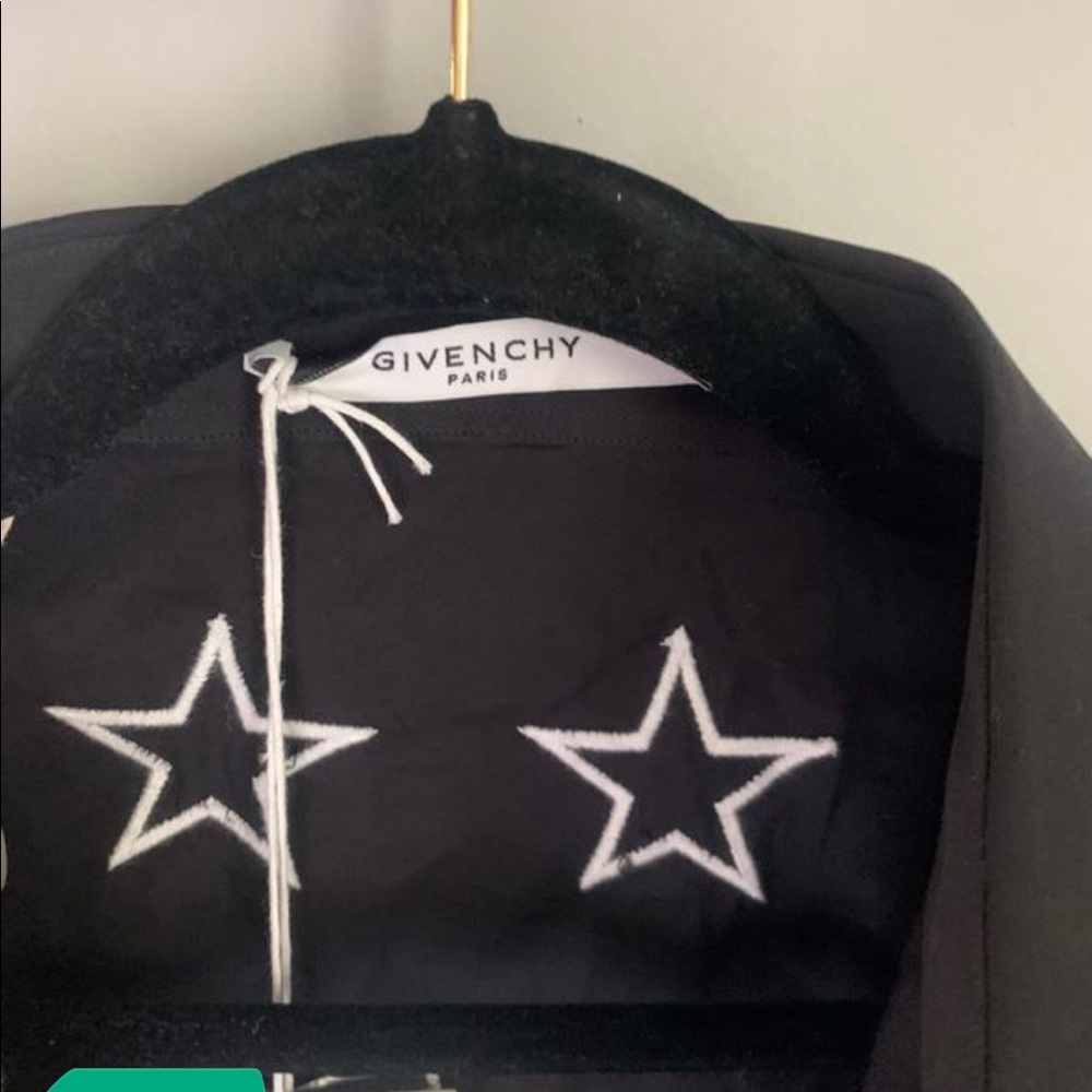 Givenchy button up (38)